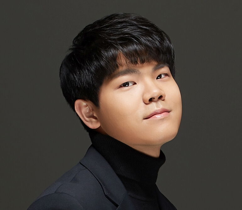 Minjun Lee